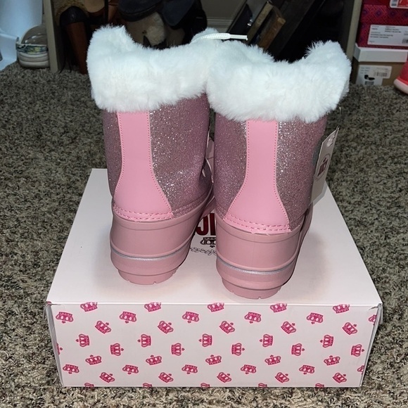 Juicy couture boots - Picture 3 of 8
